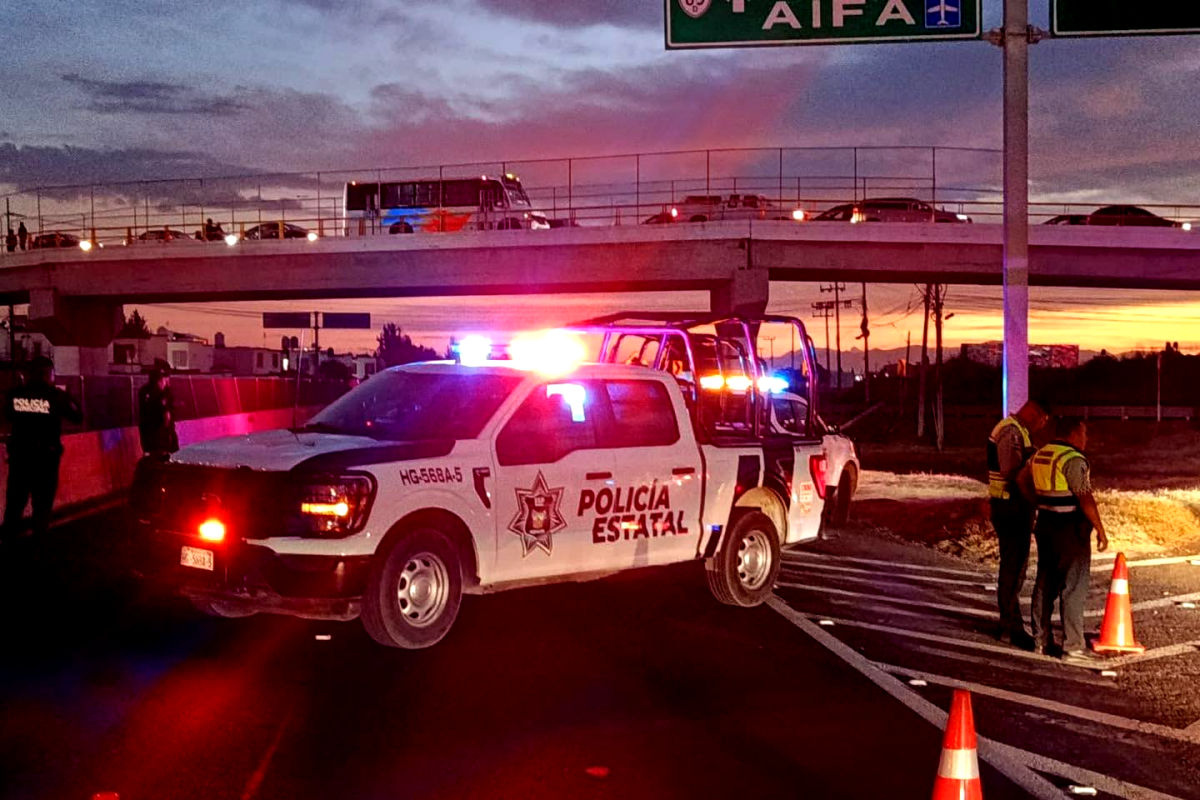 Autoridades cierran la México-Pachuca y piden evacuar fraccionamientos por fuga en gasoducto de Pemex