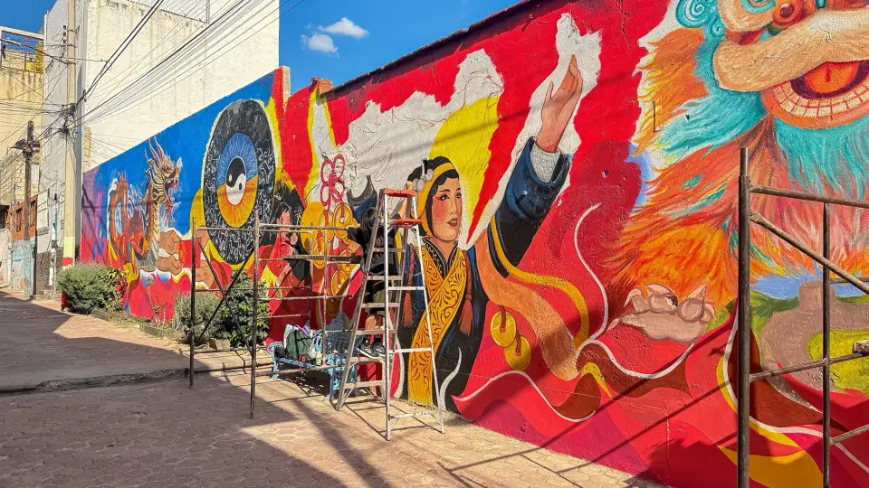 Pachuca se llena de color: inaugurarán el mural del "Año Nuevo Chino" en el icónico Callejón del Viento