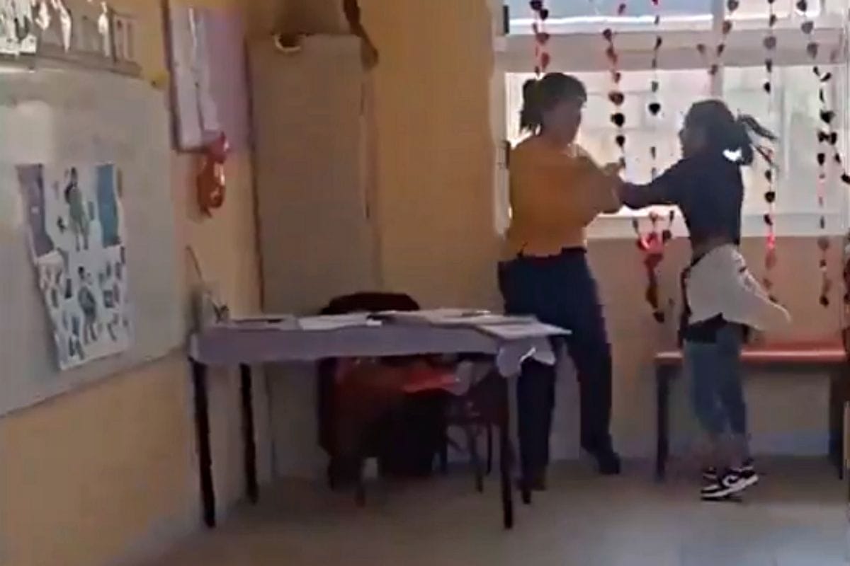 Suspenden a docente por presunto caso de maltrato a niños de preescolar
