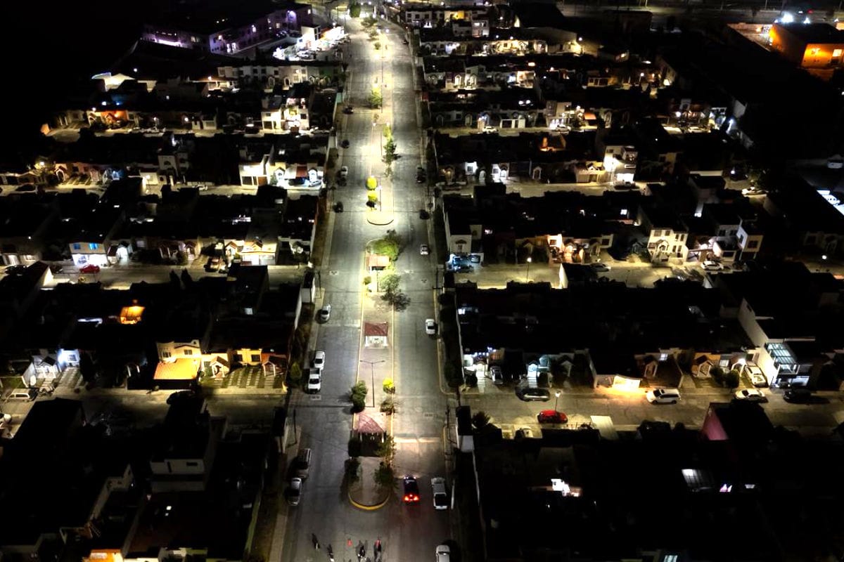 Más colonias y fraccionamientos de Pachuca con rehabilitación luminosa; ahora, San Carlos