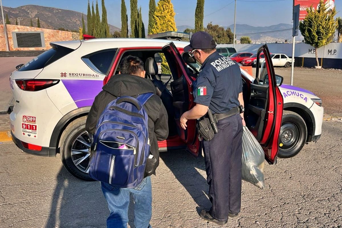 Rescatan a hombre con padecimientos crónicos que deambulaba desorientado en la Pachuca-Actopan