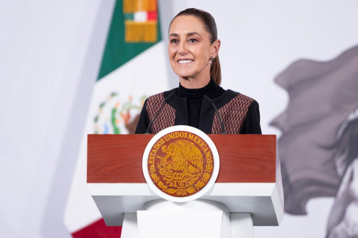 Destaca Sheinbaum récord de inversión extranjera en el último año