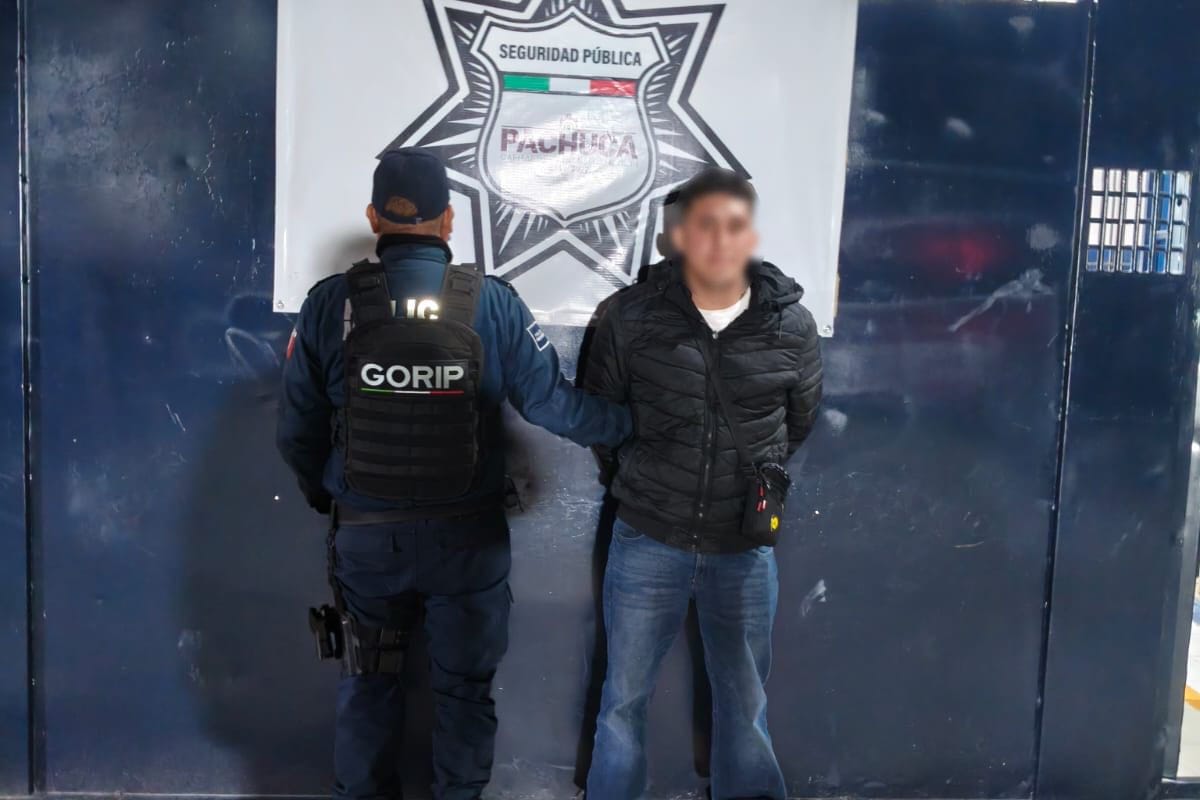 Detenido en Pachuca motociclista que era buscado por robo en CDMX