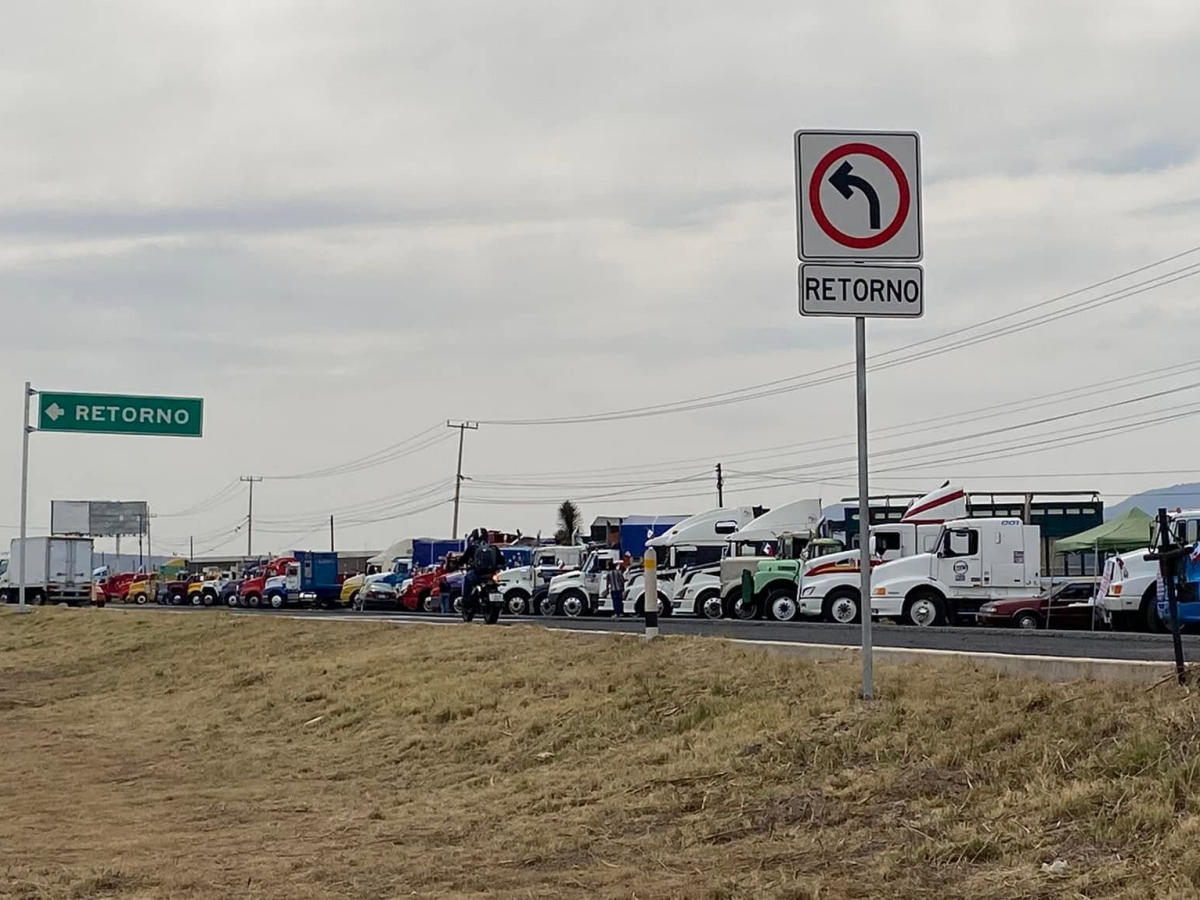 Bloquearán la México-Pachuca y otras carreteras por paro nacional de transportistas
