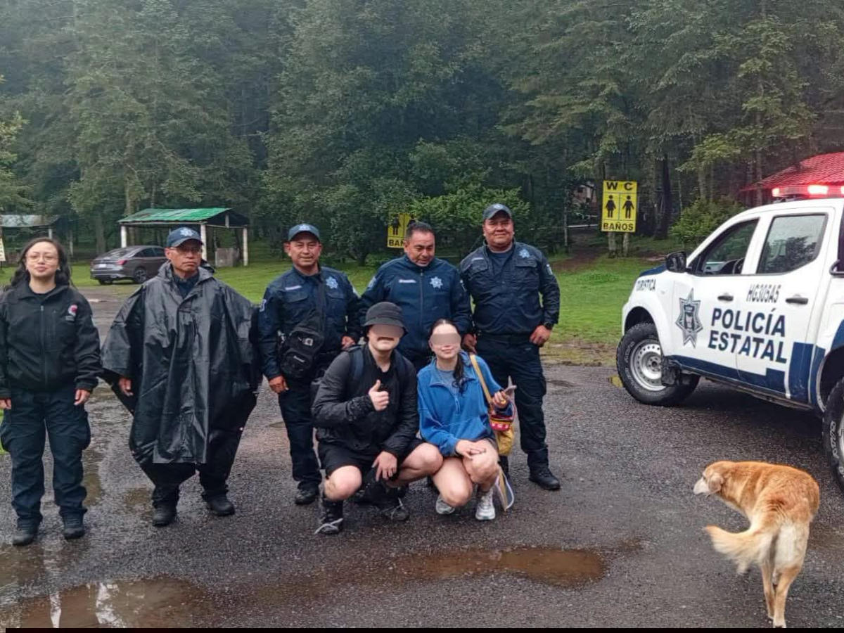 Policías rescatan a excursionistas de Guanajuato perdidos en los bosques de Mineral del Chico