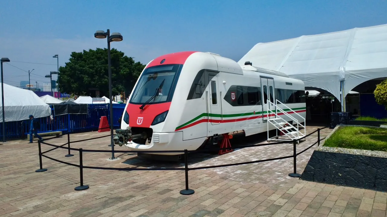 Abrirán al público el prototipo de vagón del tren AIFA-Pachuca; así luce