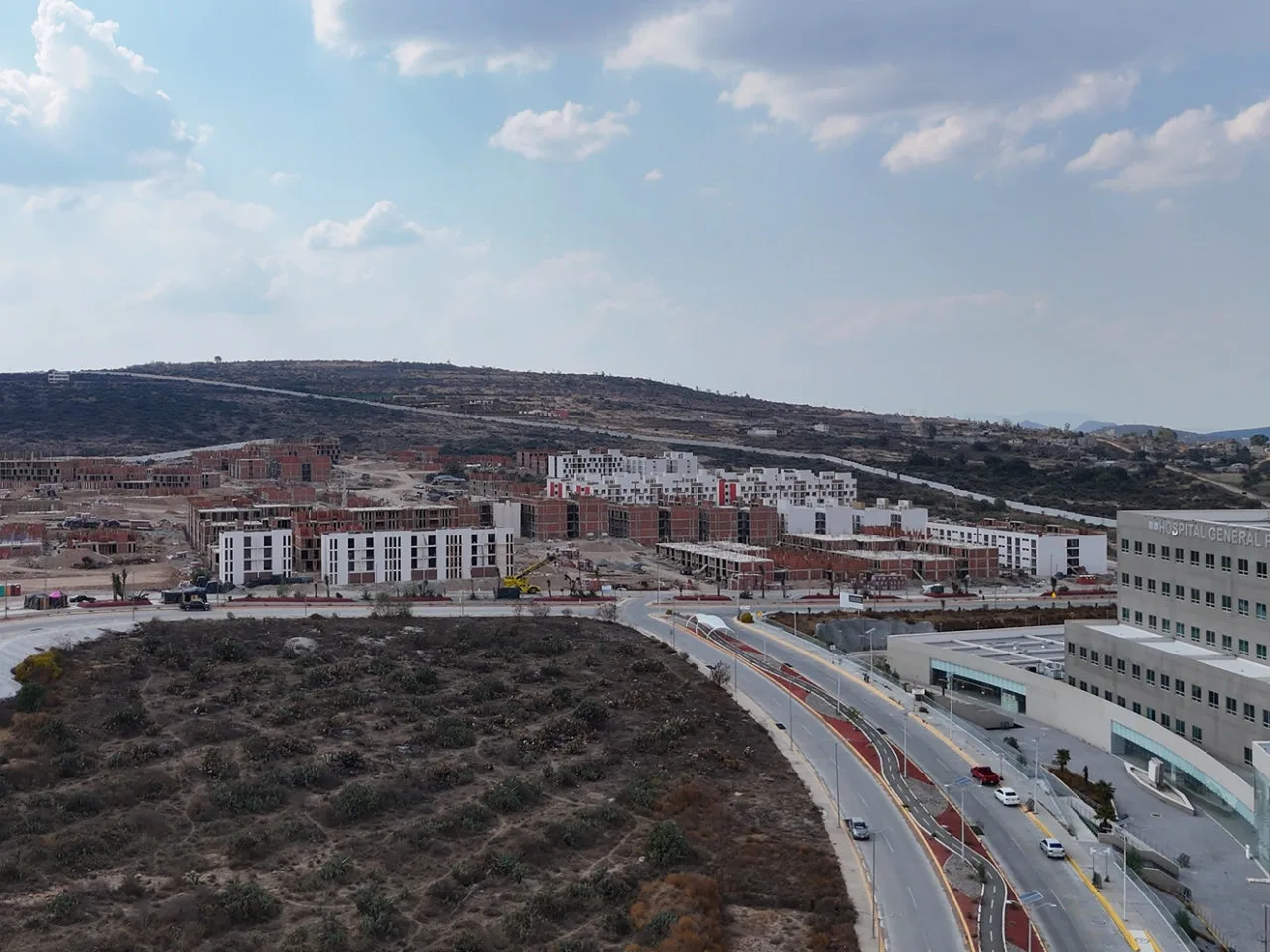 San Agustín Tlaxiaca crece con nuevas viviendas del Bienestar, pero enfrenta un gran reto de movilidad